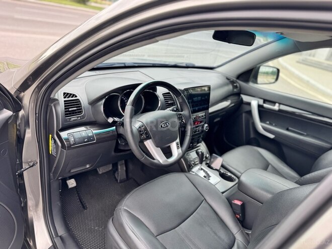Kia Sorento 2011, 239,000 km - 2.0 l - Bakı