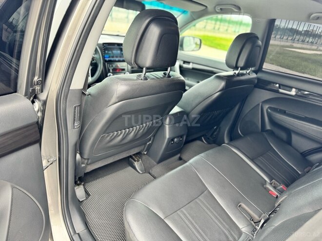 Kia Sorento 2011, 239,000 km - 2.0 l - Bakı