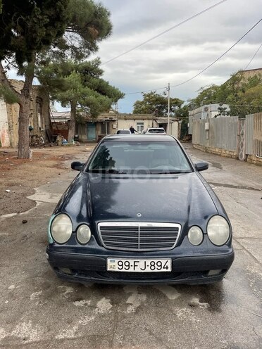 Mercedes E 220 2000, 402,000 km - 2.2 l - Bakı