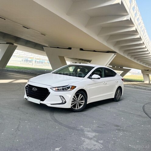 Hyundai Elantra 2018, 99,500 km - 2.0 l - Bakı