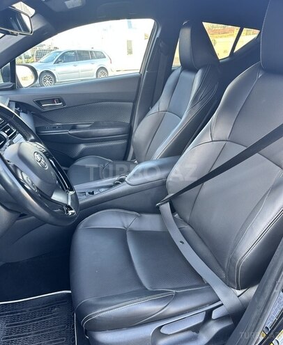 Toyota C-HR 2018, 86,000 km - 2.0 l - Bakı