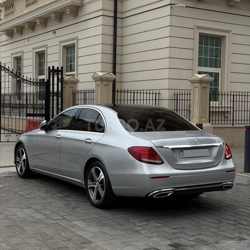 Mercedes E 220 d 2017, 144,000 km - 2.0 l - Bakı