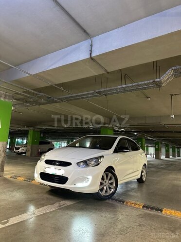 Hyundai Accent 2011, 226,000 km - 1.6 l - Bakı