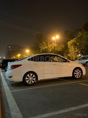 Hyundai Accent 2011, 226,000 km - 1.6 l - Bakı
