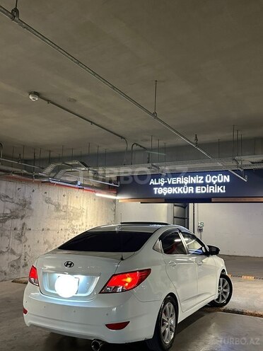 Hyundai Accent 2011, 226,000 km - 1.6 l - Bakı