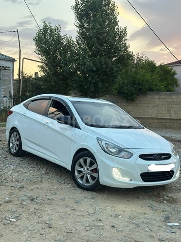 Hyundai Accent 2011, 226,000 km - 1.6 l - Bakı