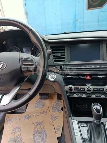 Hyundai Elantra 2019, 145,760 km - 2.0 л - Sumqayıt
