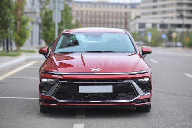 Hyundai Sonata-1