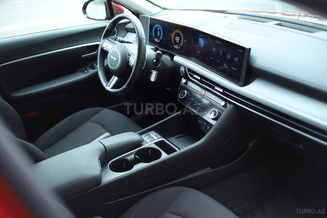 Hyundai Sonata-13