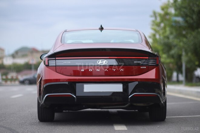 Hyundai Sonata-10