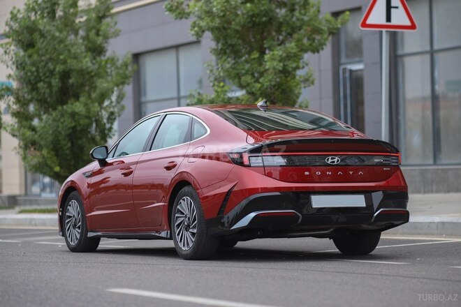 Hyundai Sonata-8