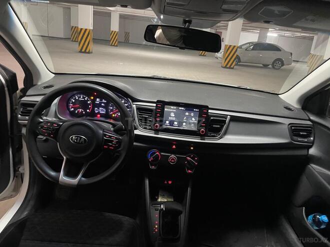 Kia Rio 2019, 82,800 km - 1.6 л - Bakı