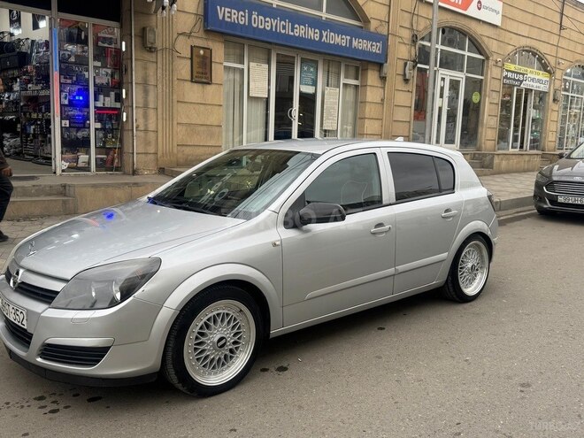 Opel Astra 2004, 250,900 km - 1.4 l - Gəncə