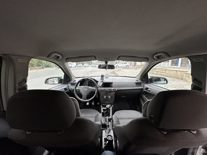 Opel Astra 2004, 250,900 km - 1.4 l - Gəncə