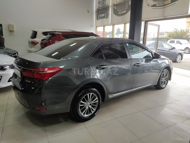 Toyota Corolla-7