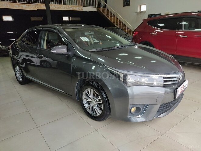 Toyota Corolla-12