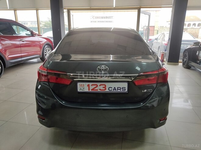Toyota Corolla-9