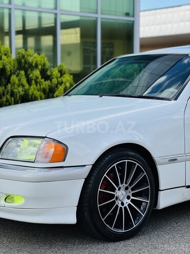 Mercedes C 230 1999, 252,038 km - 2.3 л - Biləsuvar