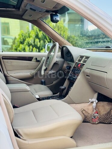 Mercedes C 230 1999, 252,038 km - 2.3 л - Biləsuvar