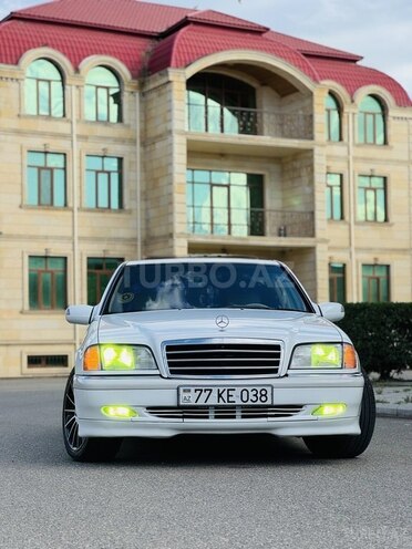 Mercedes C 230 1999, 252,038 km - 2.3 л - Biləsuvar