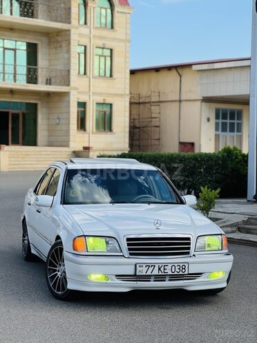Mercedes C 230 1999, 252,038 km - 2.3 л - Biləsuvar