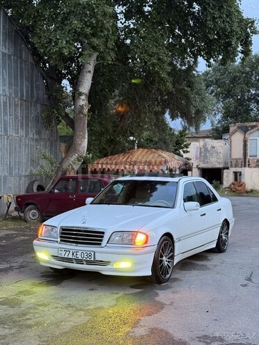 Mercedes C 230 1999, 252,038 km - 2.3 л - Biləsuvar