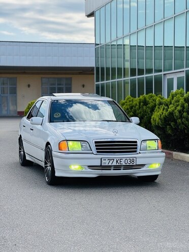 Mercedes C 230 1999, 252,038 km - 2.3 л - Biləsuvar