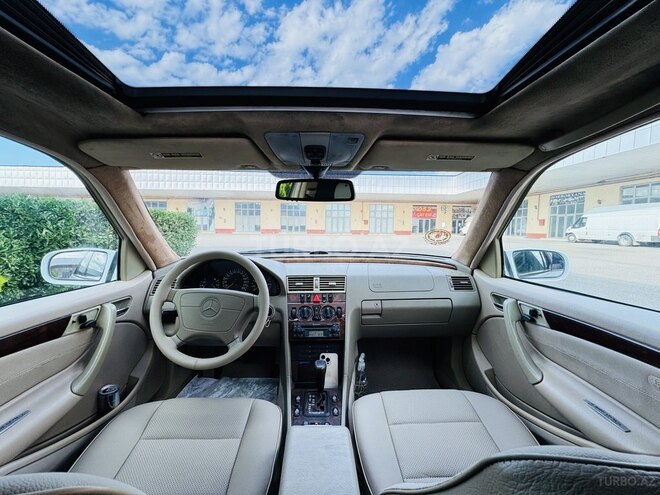 Mercedes C 230 1999, 252,038 km - 2.3 л - Biləsuvar