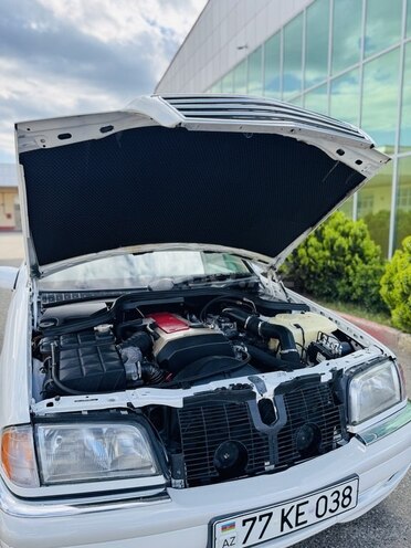 Mercedes C 230 1999, 252,038 km - 2.3 л - Biləsuvar