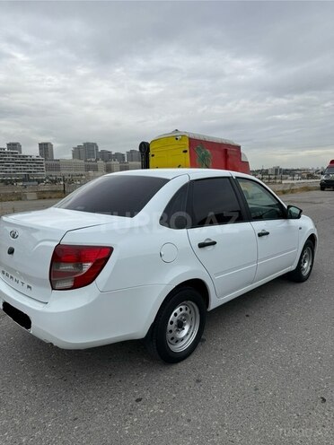 LADA (VAZ) Granta 2016, 200,000 km - 1.6 l - Bakı