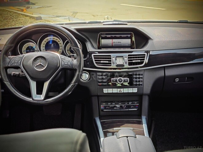 Mercedes E 250 2014, 290,000 km - 2.1 л - Bakı