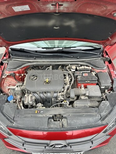 Hyundai Elantra 2019, 61,000 km - 2.0 l - Bakı