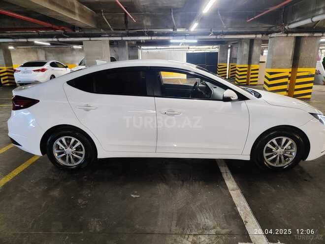 Hyundai Elantra 2019, 111,000 km - 1.6 l - Bakı