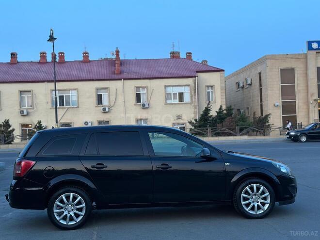 Opel Astra 2010, 223,000 km - 1.4 l - Bakı