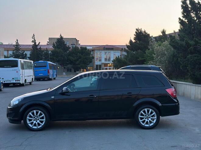 Opel Astra 2010, 223,000 km - 1.4 l - Bakı