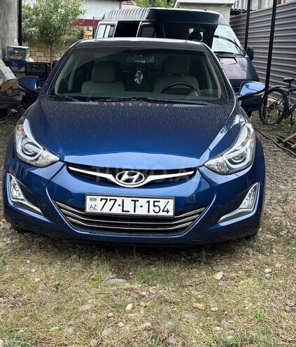 Hyundai Elantra 2015, 82,752 km - 1.8 л - Masallı
