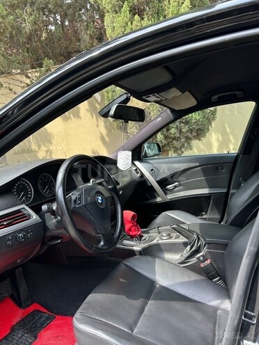 BMW 525 2006, 327,000 km - 2.5 l - Bakı