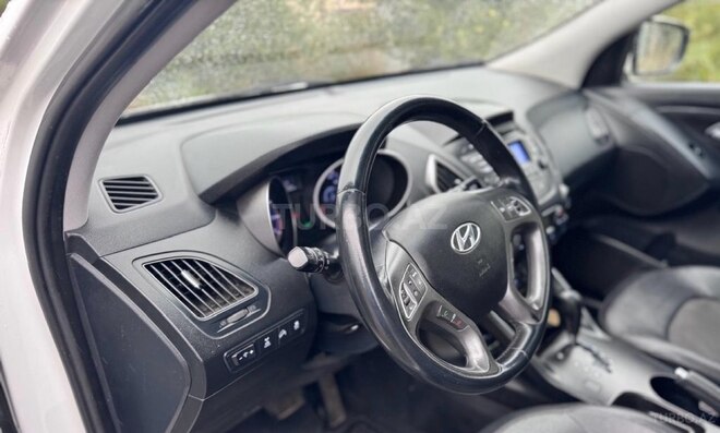 Hyundai ix35 2013, 145,000 km - 2.0 l - Bakı