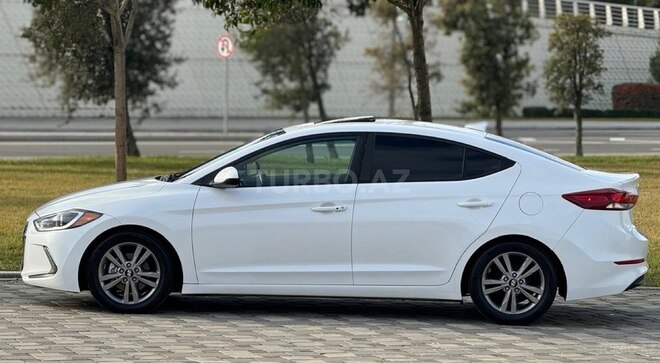 Hyundai Elantra 2017, 117,000 km - 2.0 l - Bakı