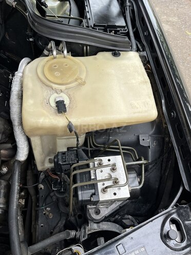 Mercedes C 240 1998, 258,500 km - 2.4 л - Biləsuvar