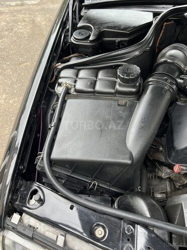Mercedes C 240 1998, 258,500 km - 2.4 л - Biləsuvar