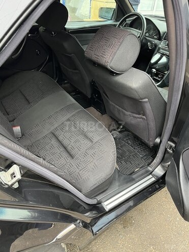 Mercedes C 240 1998, 258,500 km - 2.4 л - Biləsuvar