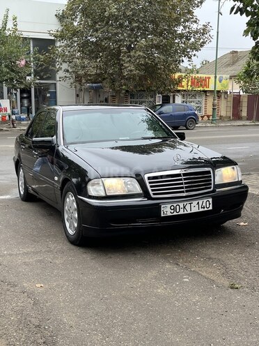 Mercedes C 240 1998, 258,500 km - 2.4 л - Biləsuvar