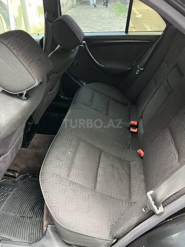 Mercedes C 240 1998, 258,500 km - 2.4 л - Biləsuvar