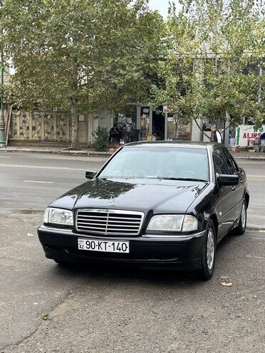 Mercedes C 240 1998, 258,500 km - 2.4 л - Biləsuvar
