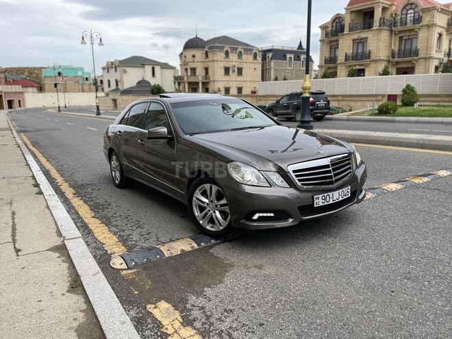 Mercedes E 220 2009, 388,678 km - 2.1 l - Bakı