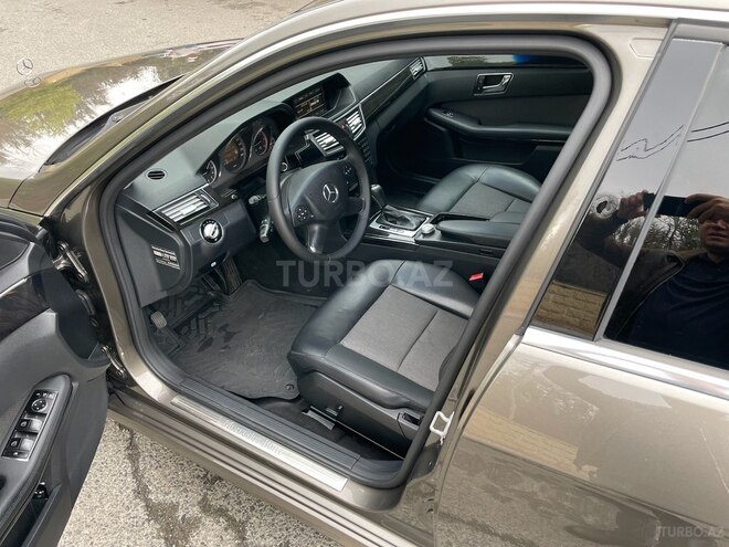 Mercedes E 220 2009, 388,678 km - 2.1 l - Bakı