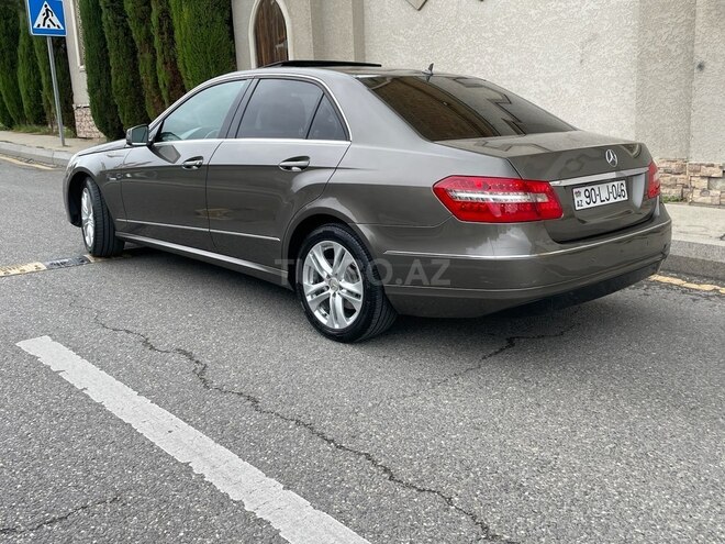 Mercedes E 220 2009, 388,678 km - 2.1 l - Bakı