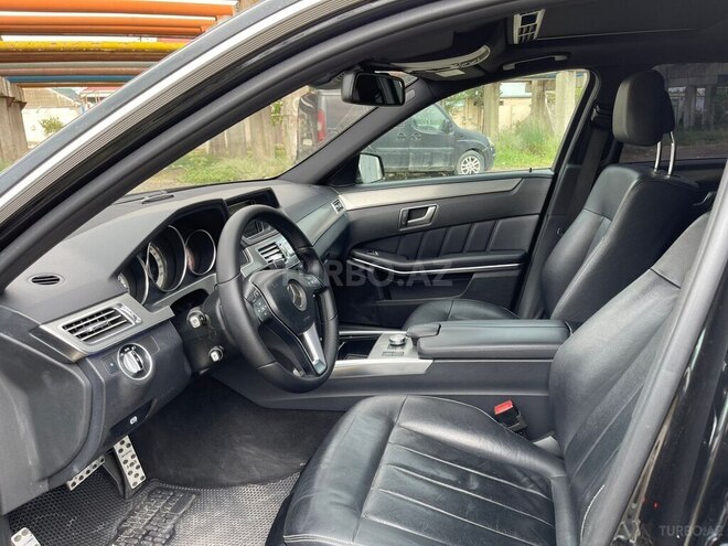 Mercedes E 220 2014, 270,000 km - 2.1 l - Bakı