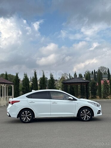 Hyundai Accent 2017, 128,445 km - 1.6 l - Bakı